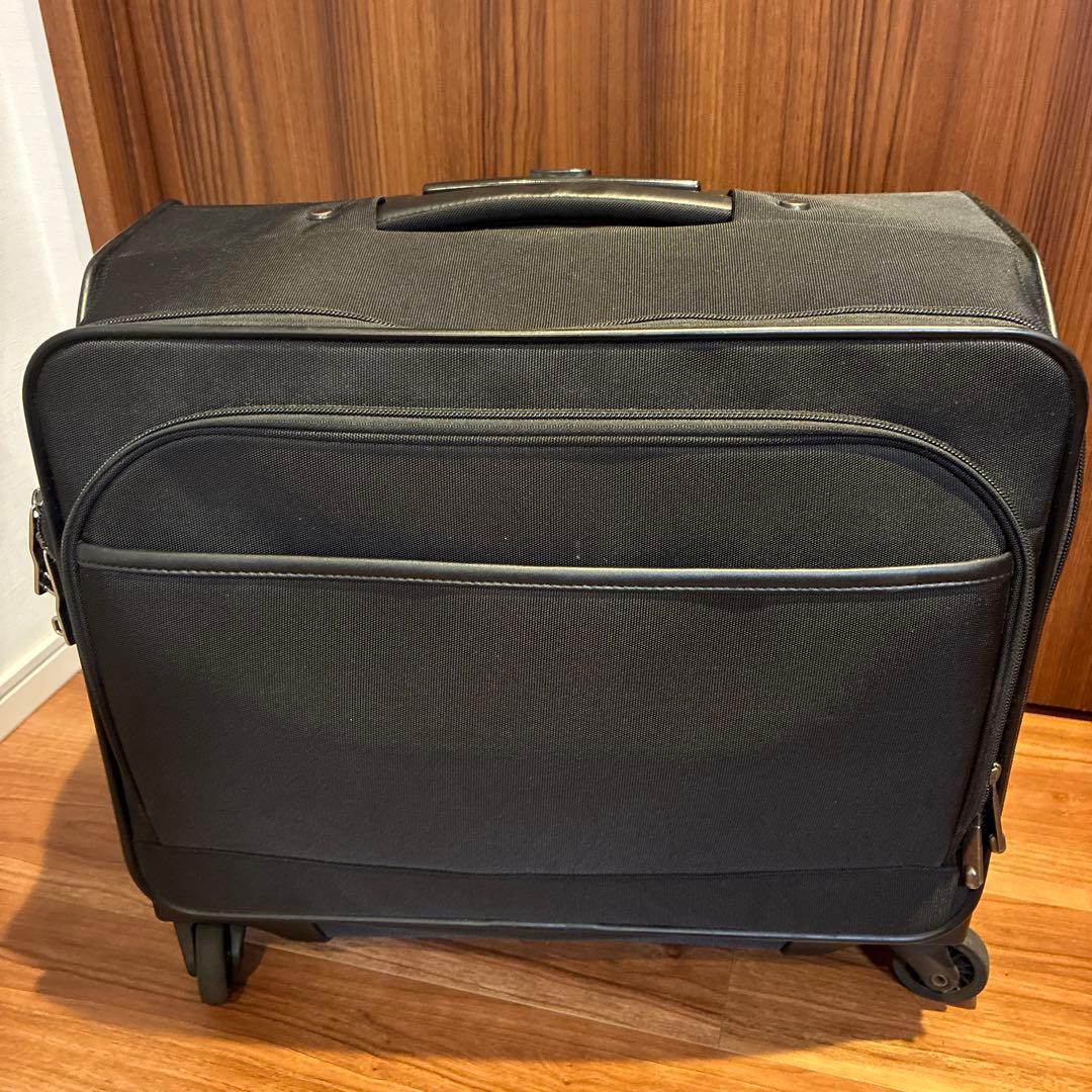 本日限定価格　エースジーン　スーツケース　2〜3日用