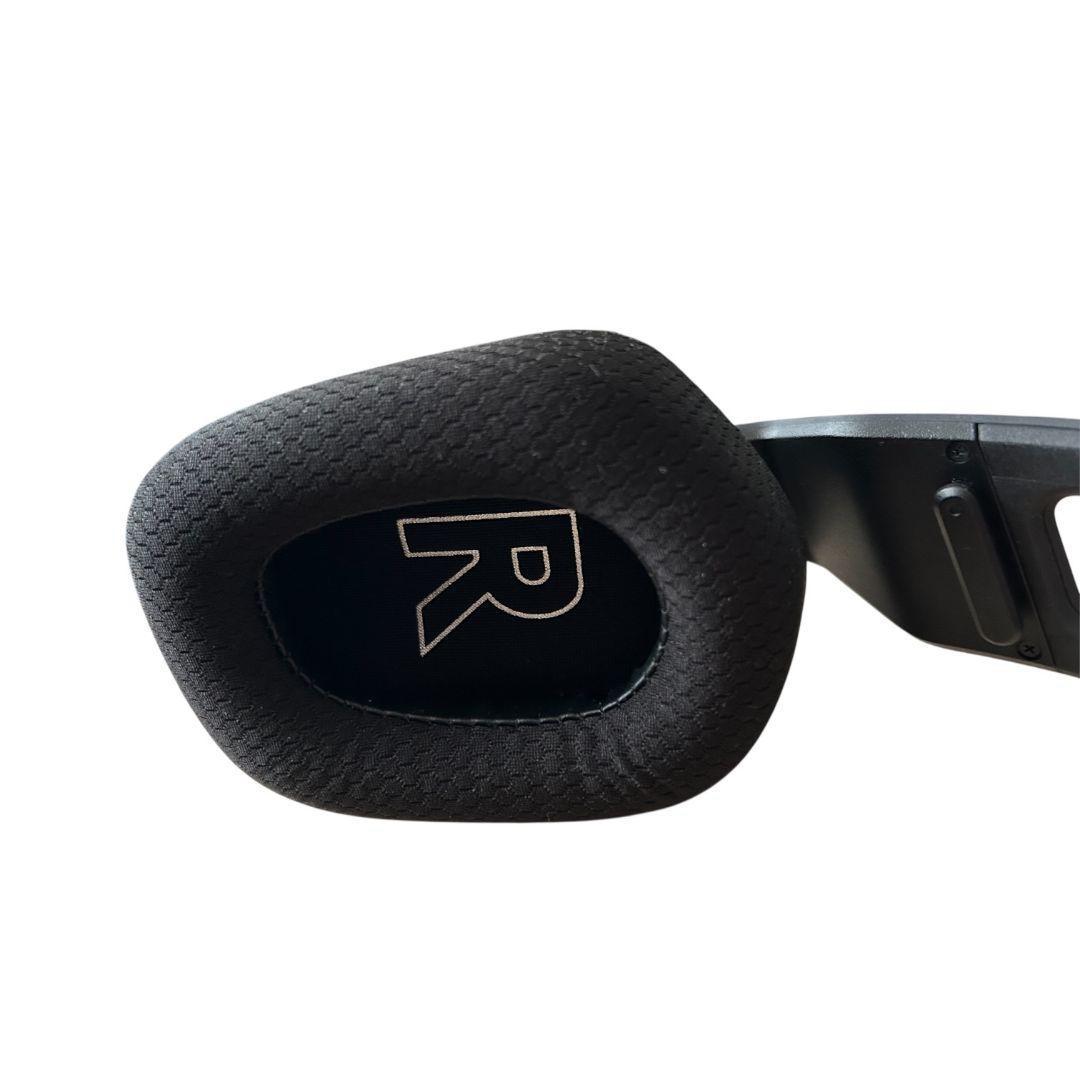 【極美品】 Logicool ワイヤレス ゲーミングヘッドセット G733 黒