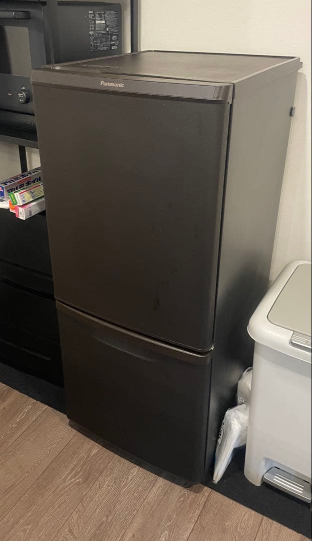 [12/21発送] Panasonic 冷蔵庫　NR-B14CW 138L