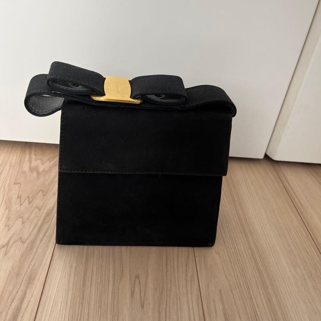 Salvatore Ferragamo ブラック ハンドバッグ