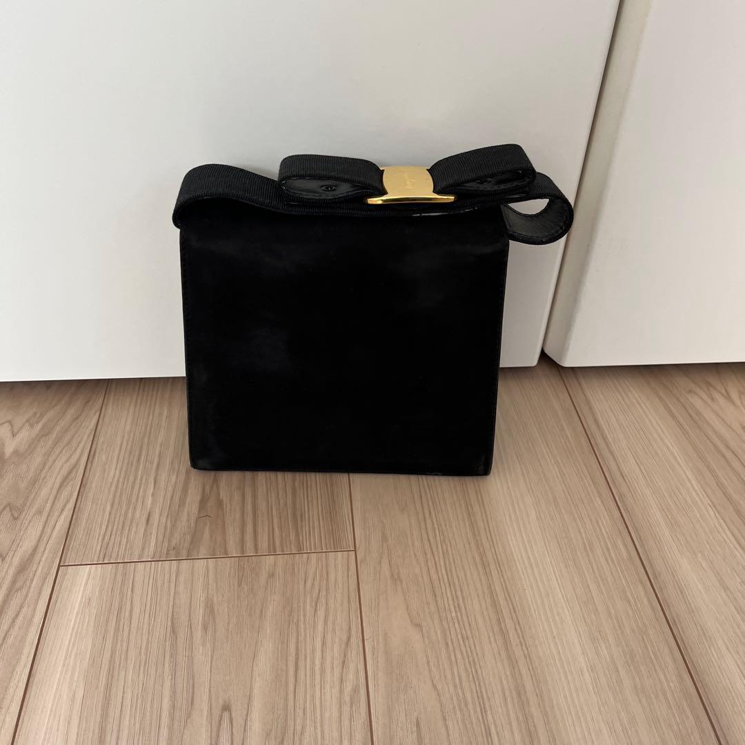 Salvatore Ferragamo ブラック ハンドバッグ