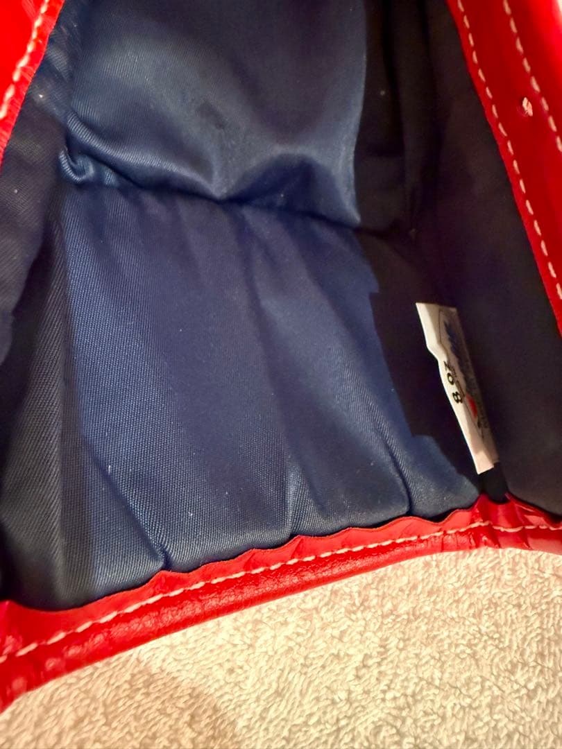 Winning ボクシンググローブ 8oz 赤　中古