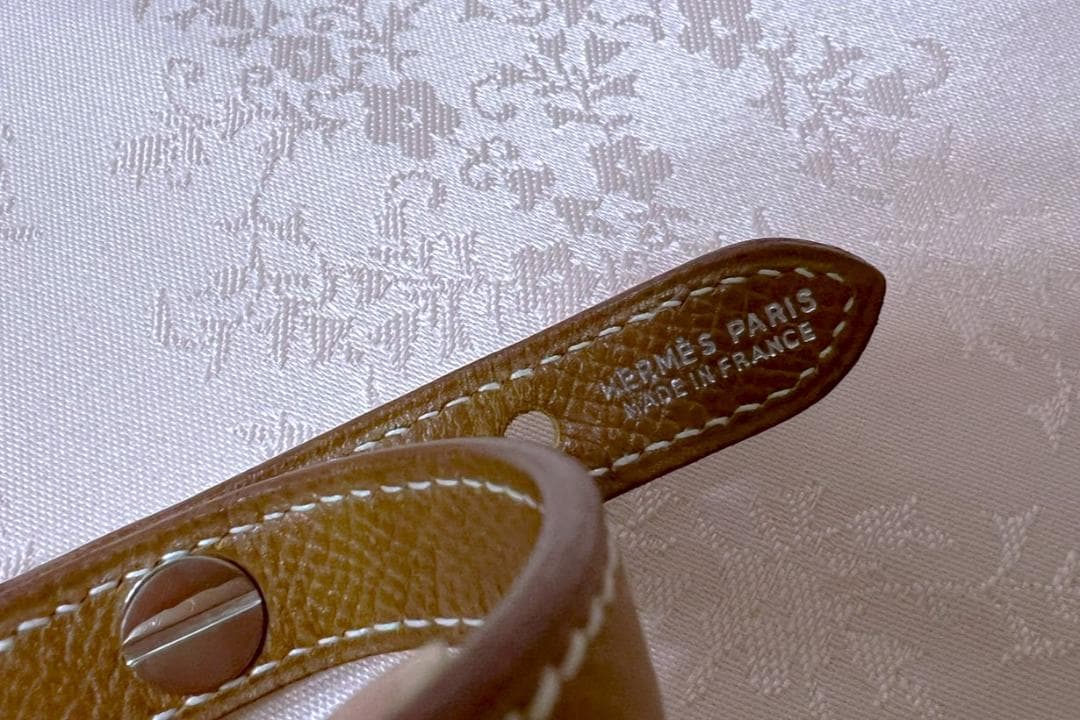 HERMÈS　エルメス　ドッグカラー　首輪　エプソン　１回使用の美品♪