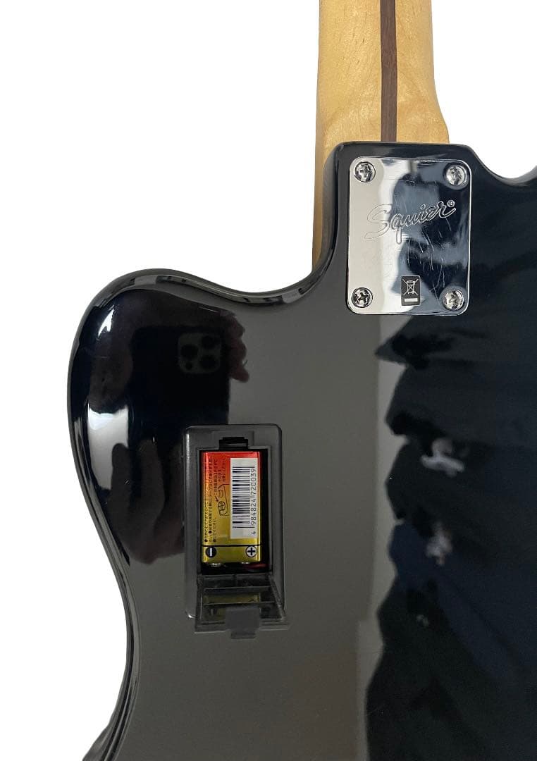 Squier Vintage Modified Jaguar エレキベース