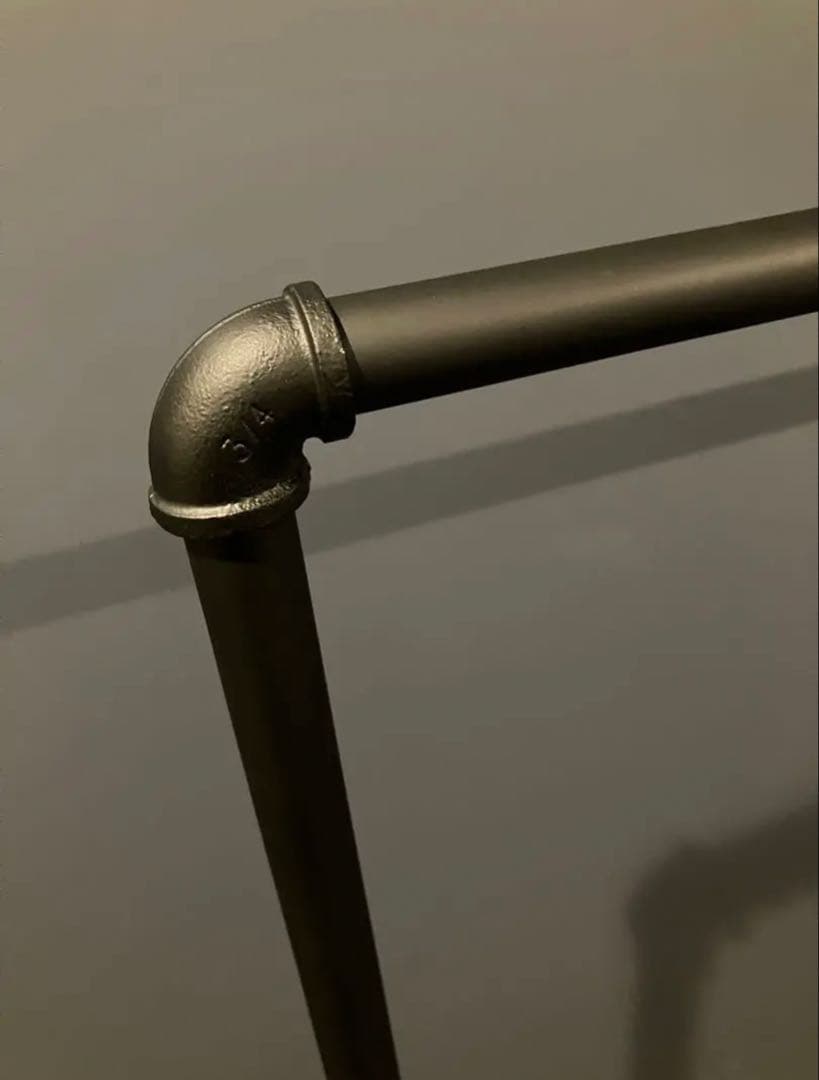 ハンガーラック アイアン ガス管 店舗 什器 収納 シンプル 黒 パイプ