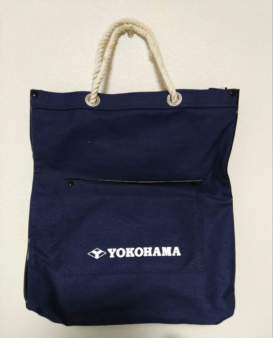 ☆横浜ゴム2点セット)昭和レトロ)YOKOHAMAトートバッグ紺色＋タイヤ型灰皿