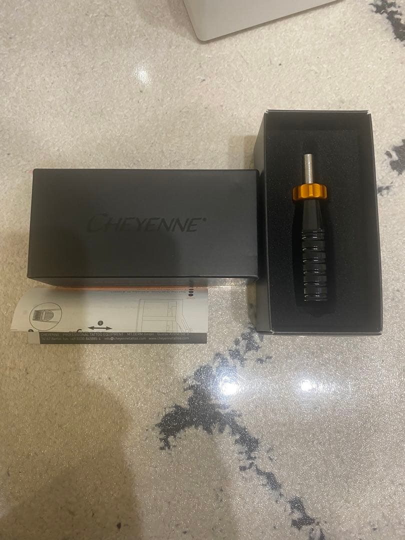 Cheyenne Flex Grip カートリッジグリップ