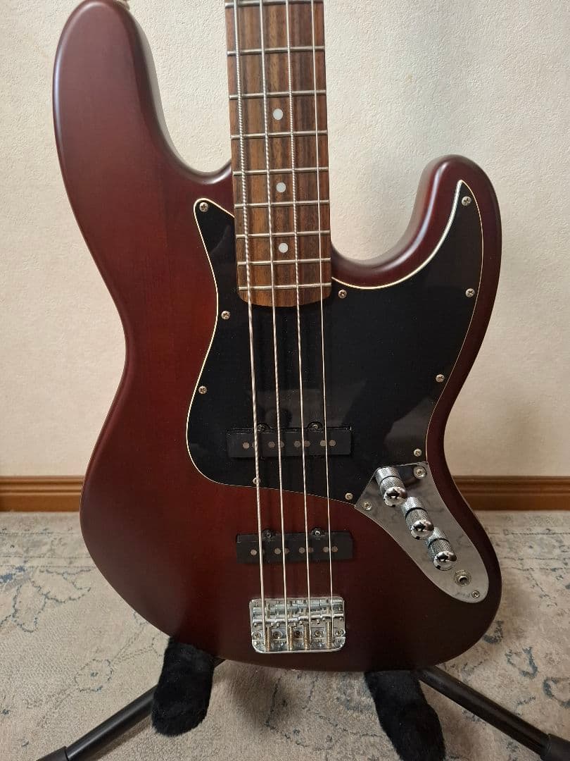 (特価) Squier by Fender JAZZBASS 「順反りジャンク」