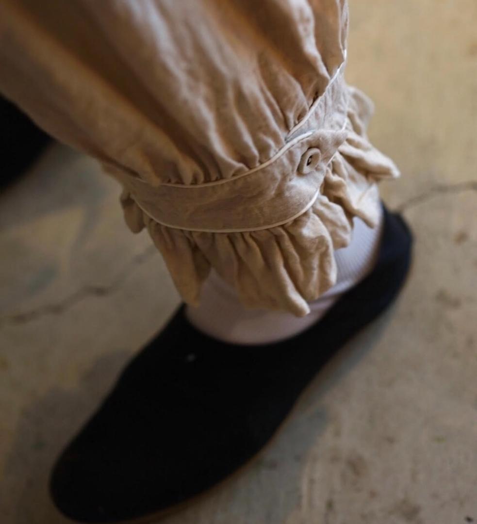 値下！極レア極美品！nolumさん　ドロワーズ　黒　リネンパンツ　ギャザーパンツ