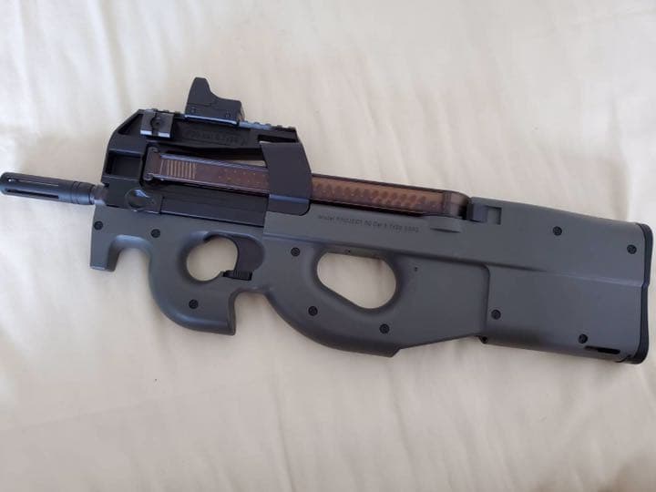 ps90 ワルサーp99 値段高あり ほぼ未使用新品