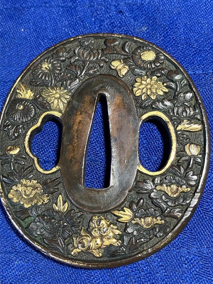 鍔　日本刀　金象嵌　獅子　牡丹　菊　銅鍔　時代物