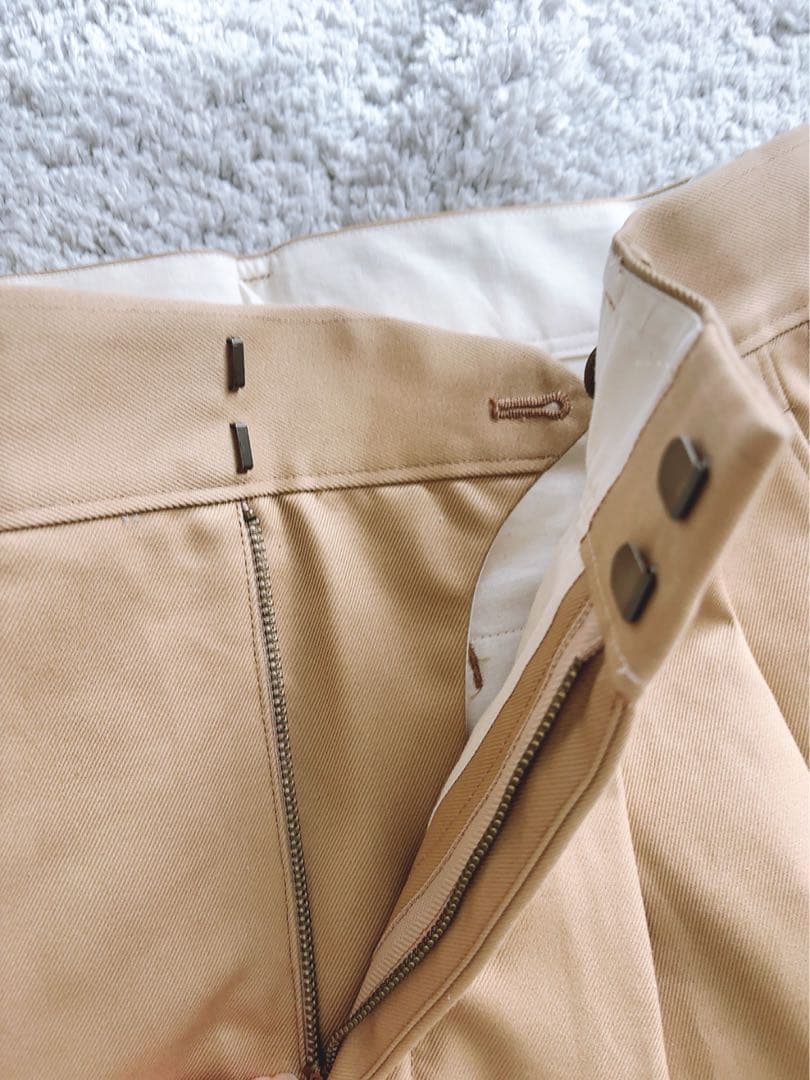 新品未使用 カオス chaosツータックチーノパンツ　38