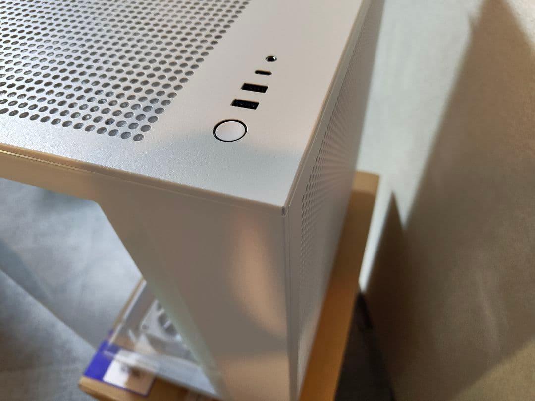 NZXT H9 FLOW ホワイト PCケース White 白