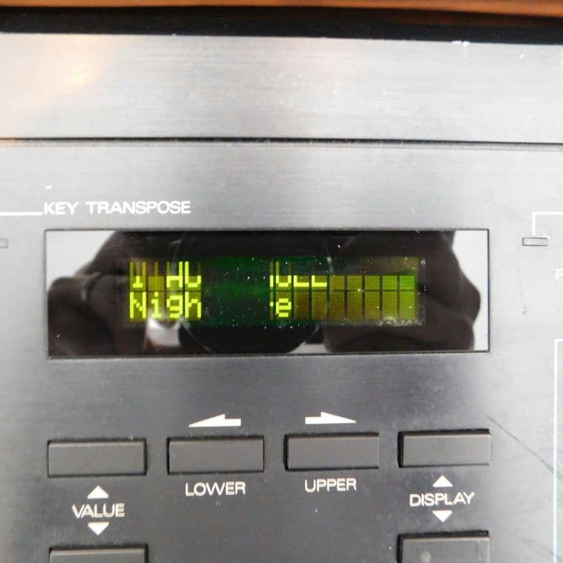 Roland ローランドD-20 シンセサイザー ハードケース付