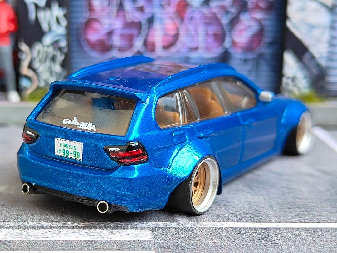 トミカ改造 BMW M3 オーバーフェンダー 紫 深リム マッチボックス