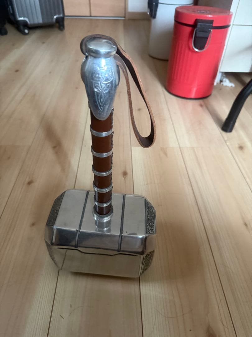 トリニティマーク付き ソーイメージハンマー型アイテム