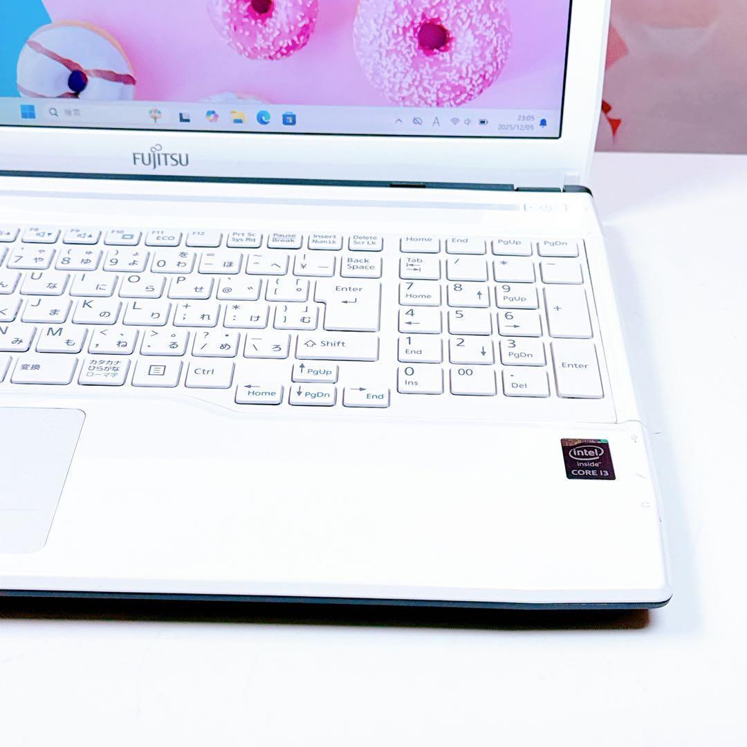 新品爆速SSD✨windows11 カメラ ノートパソコン 薄型 ブルーレイ