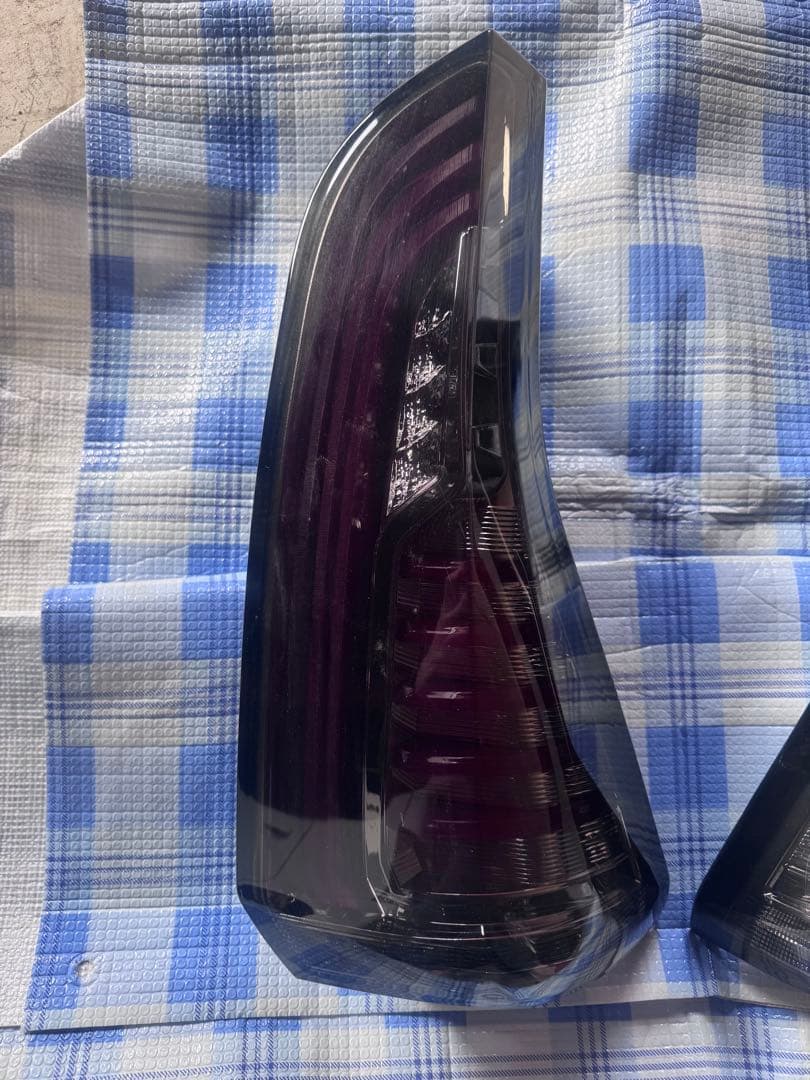 c27 セレナスモーク テールランプ 2個セット