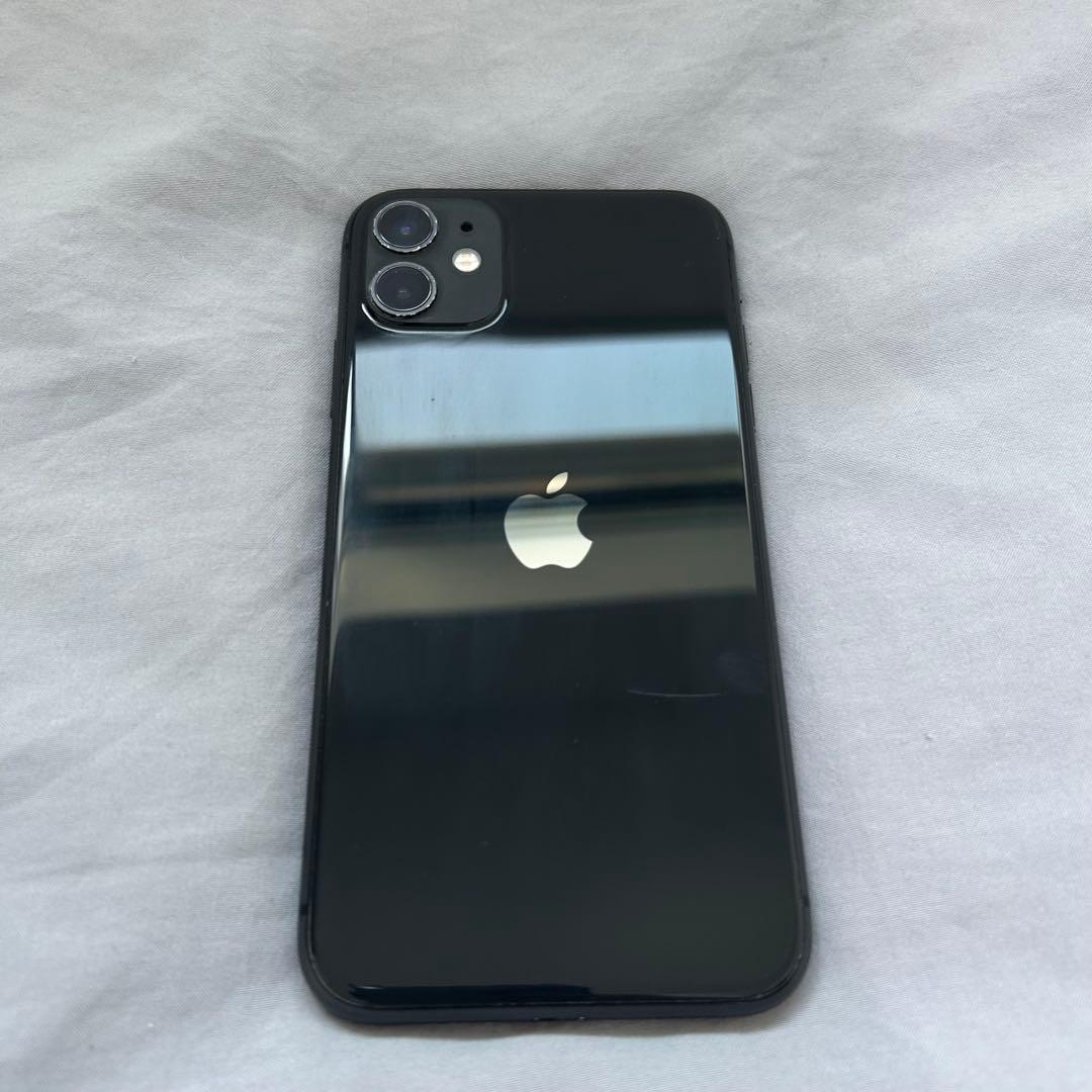 Apple iPhone 11 ブラック