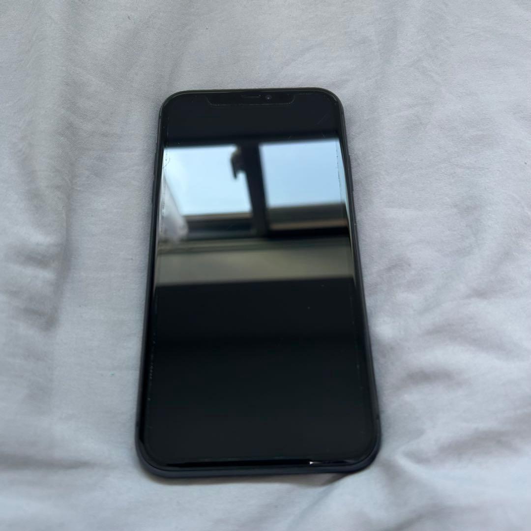 Apple iPhone 11 ブラック