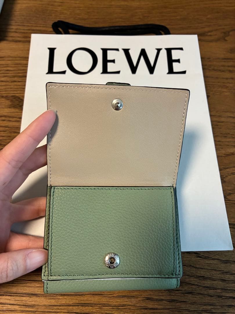 【新品・未使用】LOEWE / ロエベ　三つ折り財布　トライフォールド