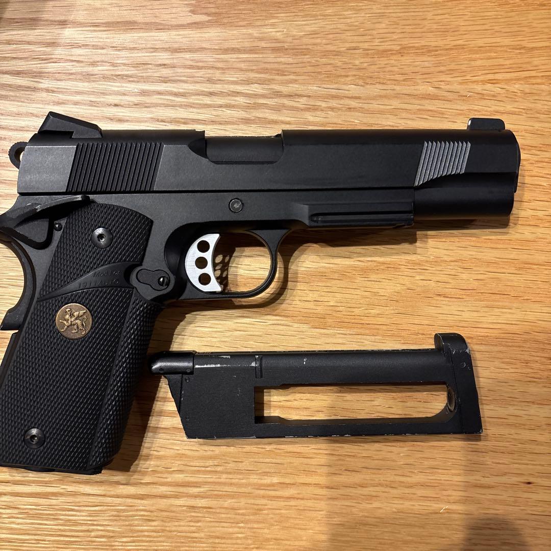 カーボンエイト　M45 CQP Co2ガスガン　樹脂製スライド