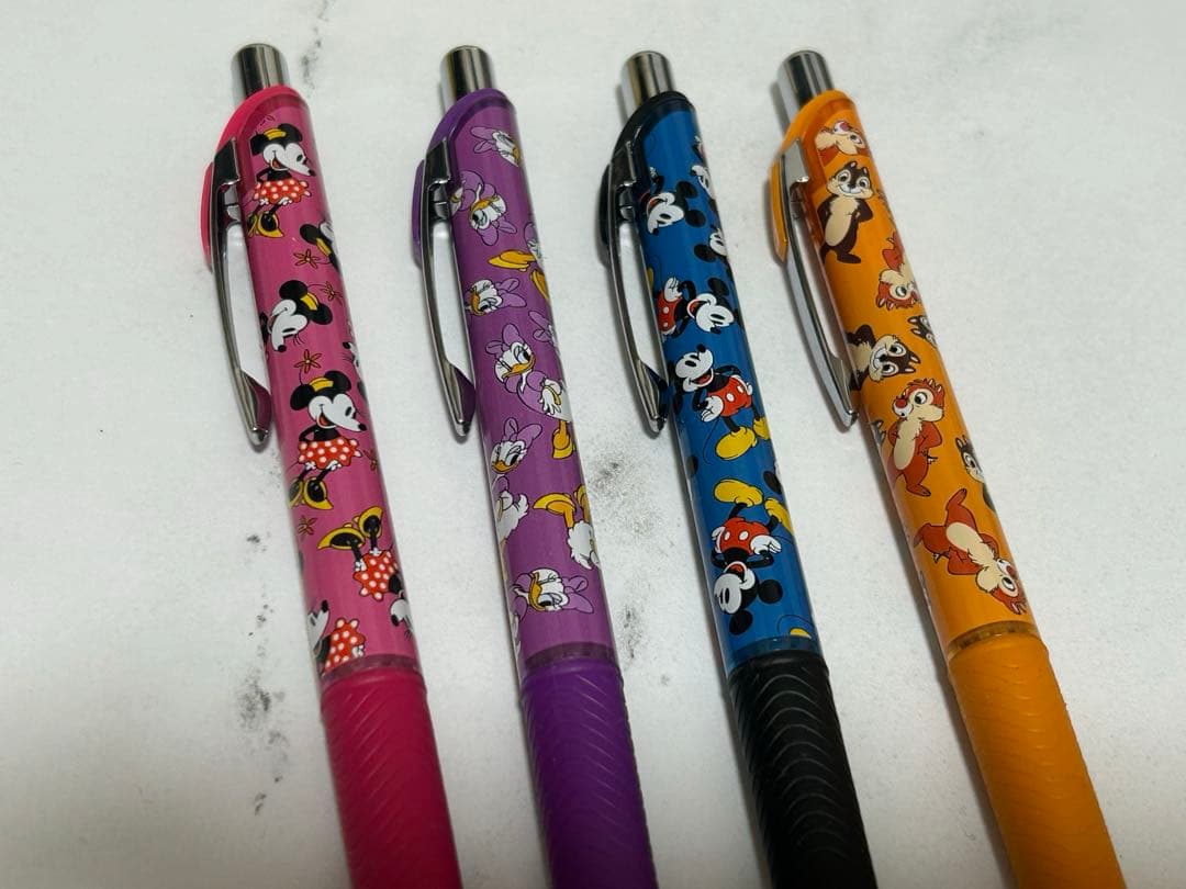 ディズニー　ボールペン　4本セット