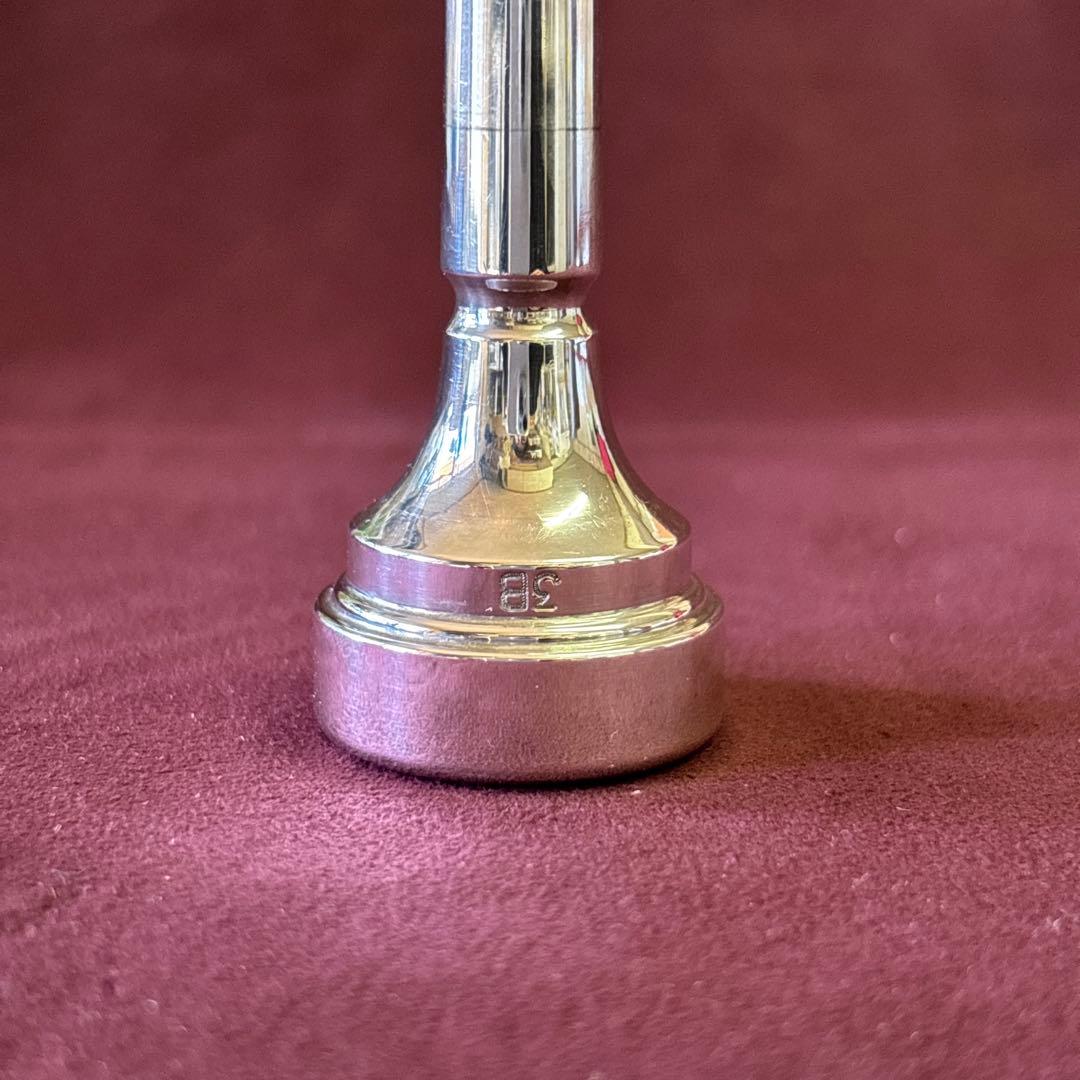 デニス・ウィック コルネットマウスピース 3B