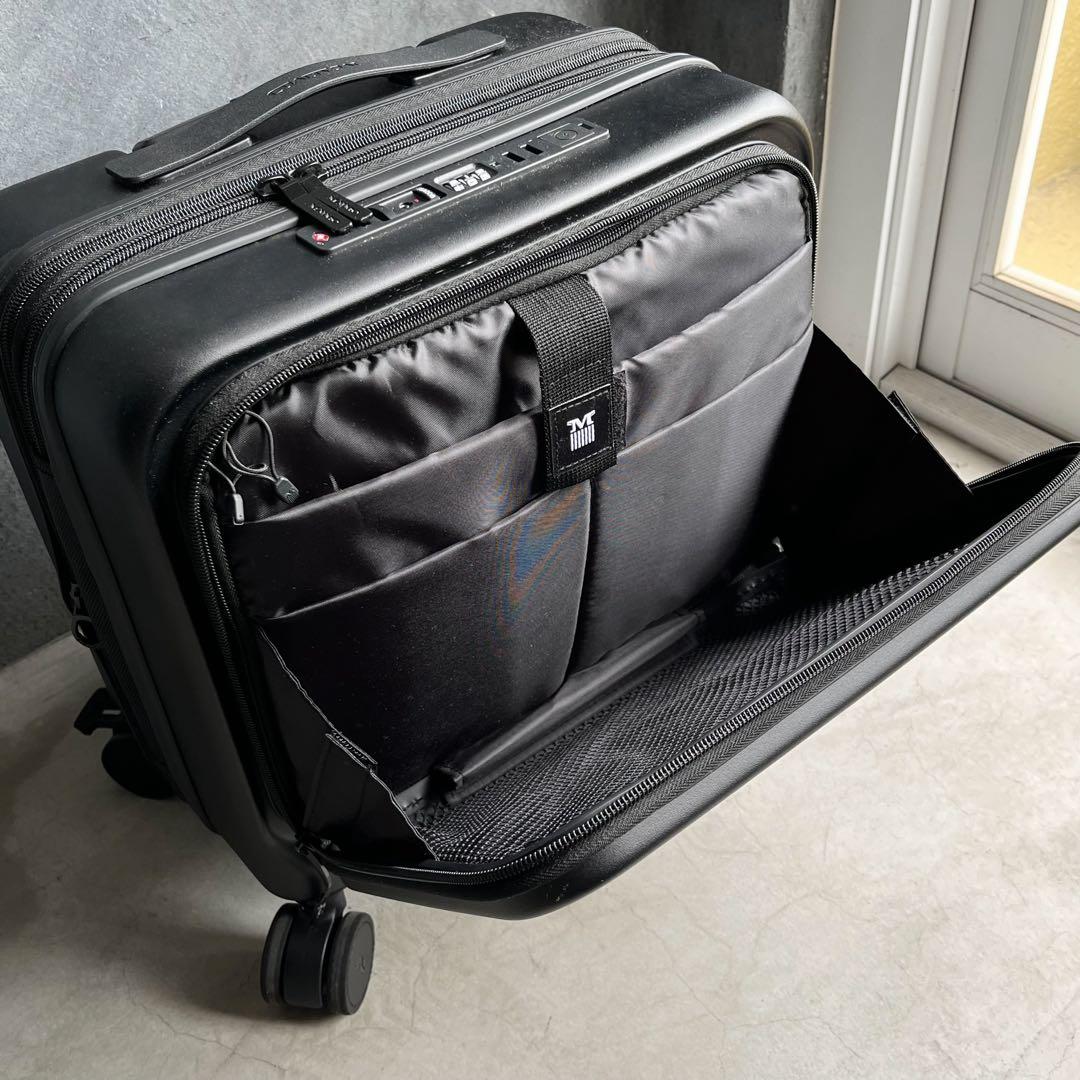 MAIMO STAND U plus SS ブラック【ケース・替キャスター付】