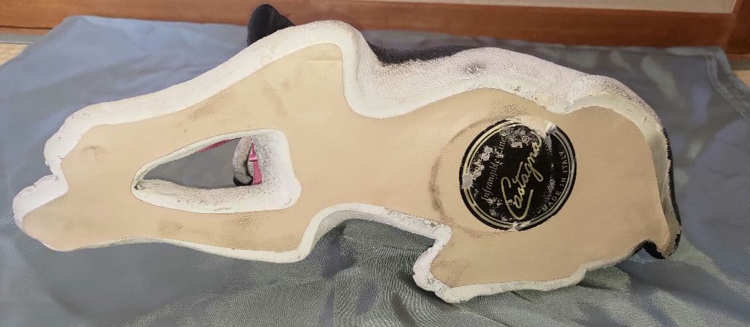 犬　置物　カスターニャ