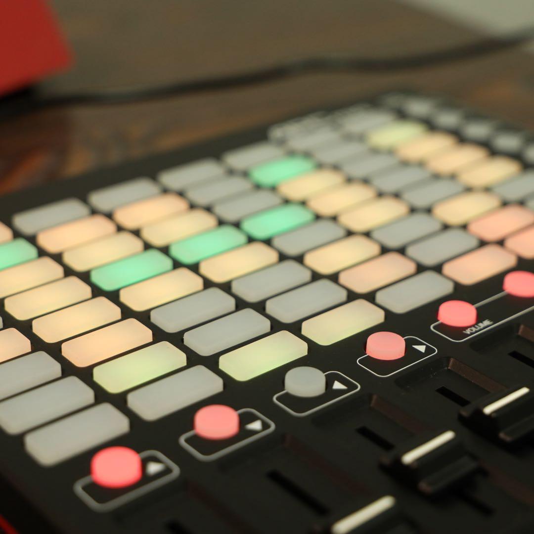 【美品】AKAI APC mini