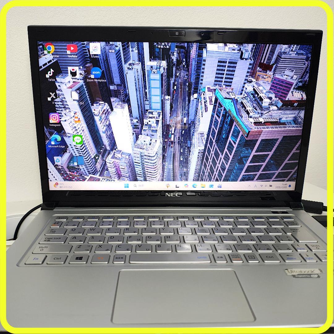 Core i7　windows11 ノートパソコン ⭐️SSD256GB　750