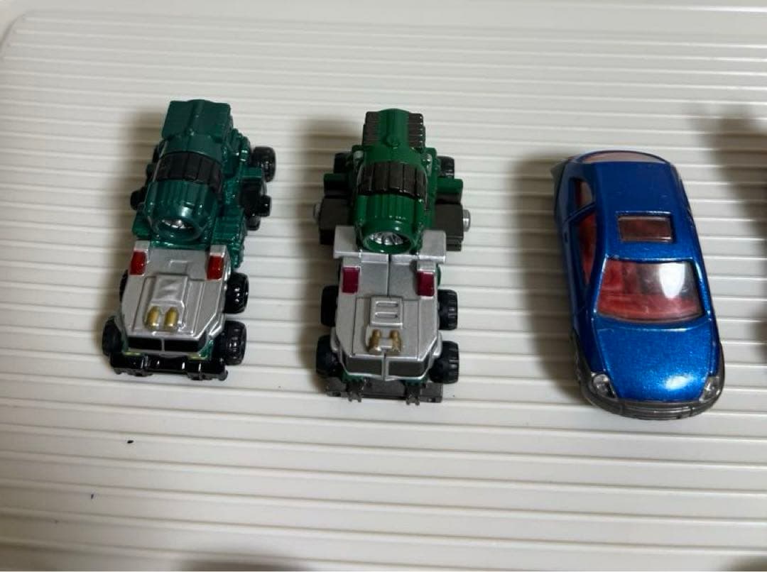 トミカのミニカーのセット