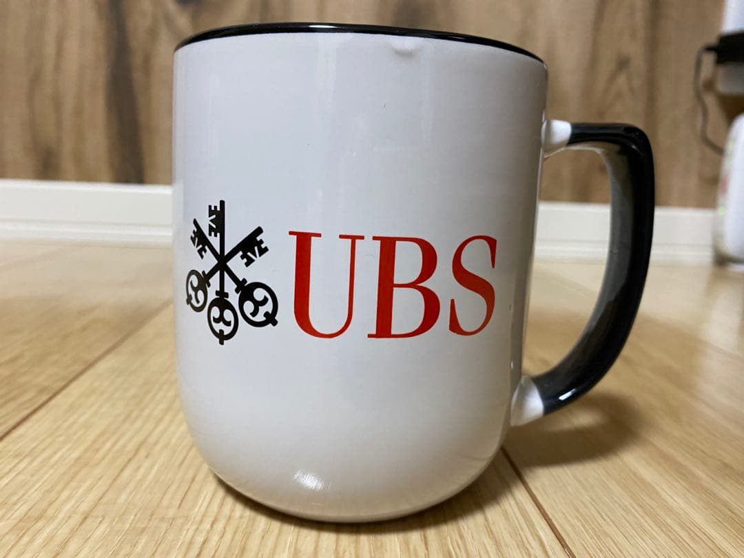 ⭐️ 緊急出品！話題のあの UBS ⭐️ マグ 新品未使用！⭐️ついに残り１個！