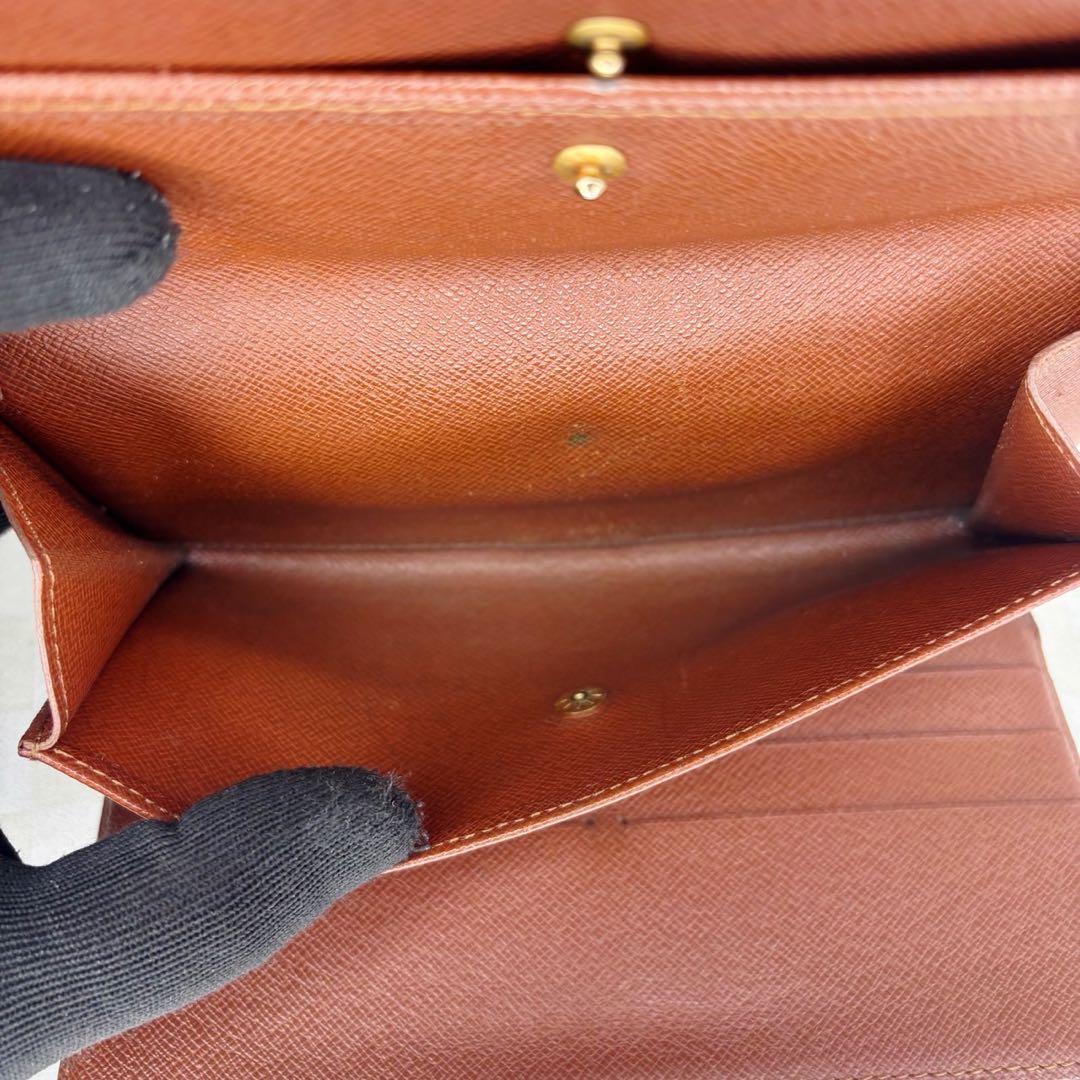 極美品　LOUIS VUITTON ルイヴィトン　長財布　二つ折り　M06