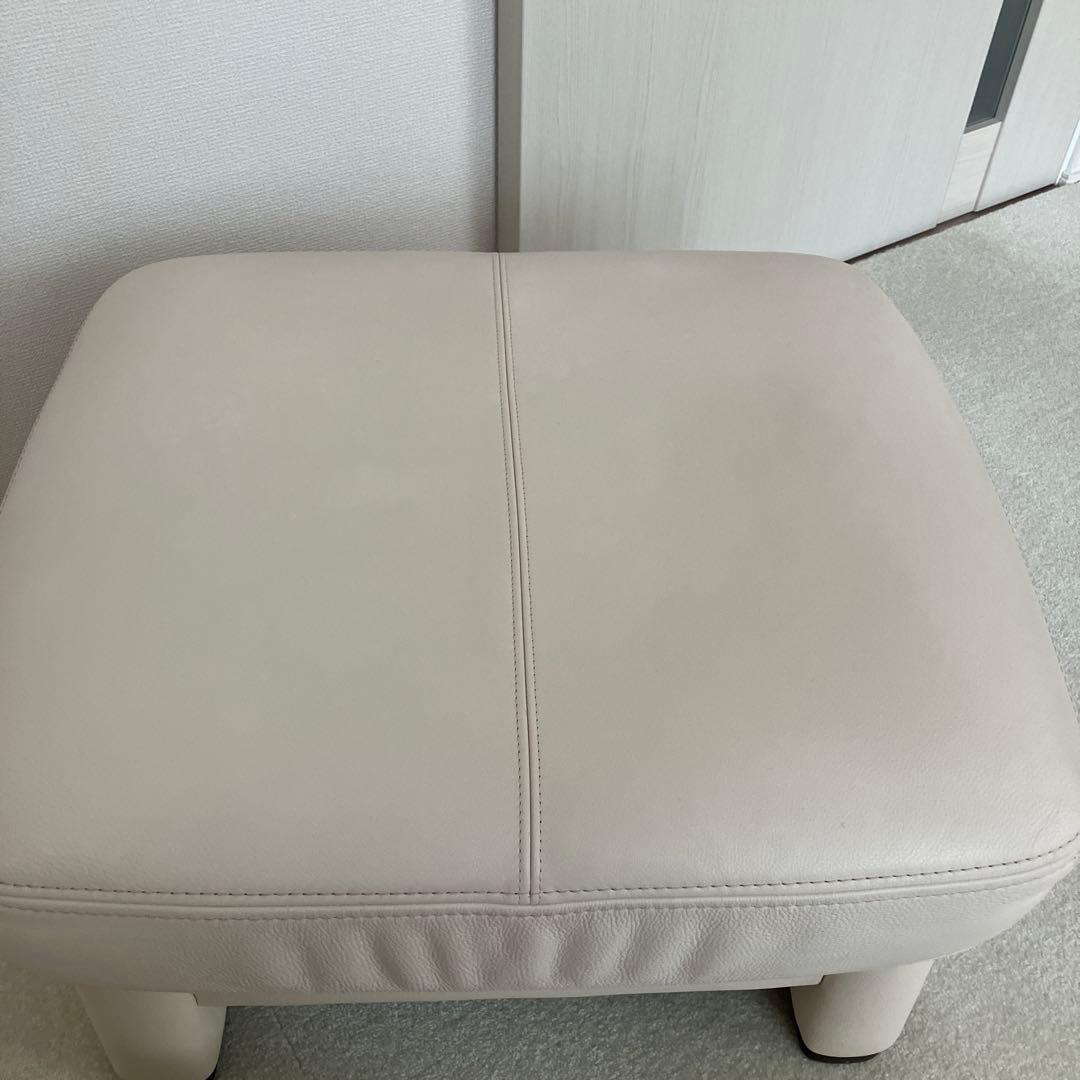 カリモク　オットマン　１個