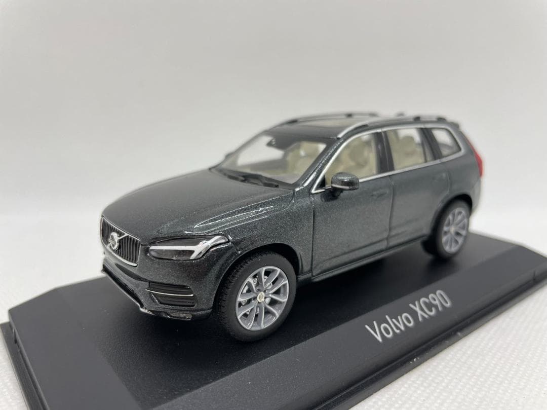 404-169 ノレブ 1/43 ボルボ XC90 2015
