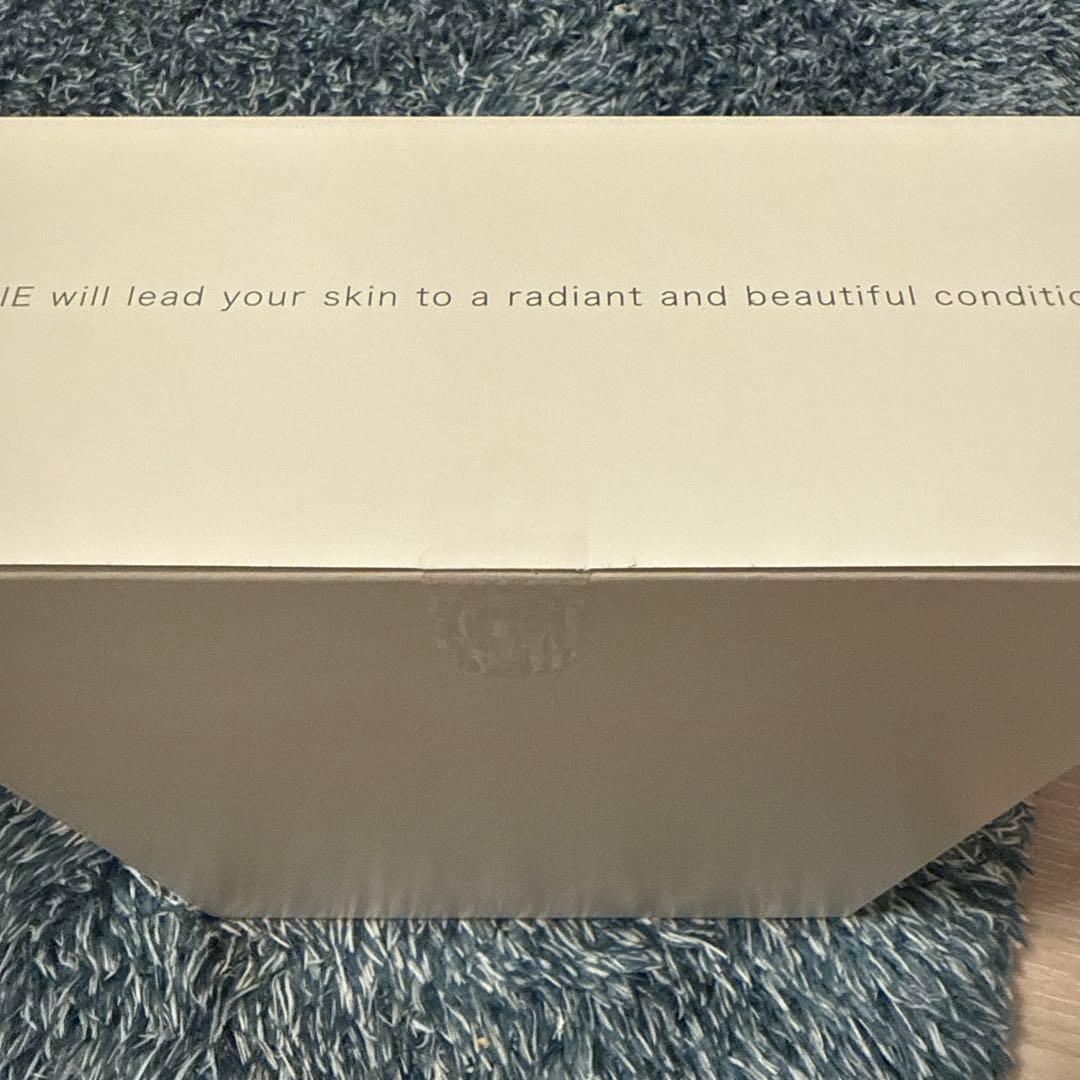 【新品、未開封】ナリス LUMIE 美容器 3N13000