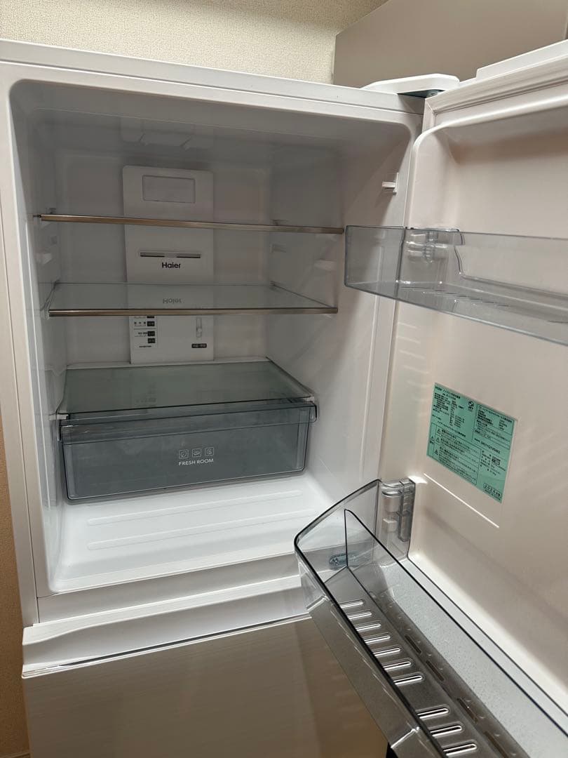 【限定値下げ】ハイアール　Haier 冷蔵庫　右開き　2024年製