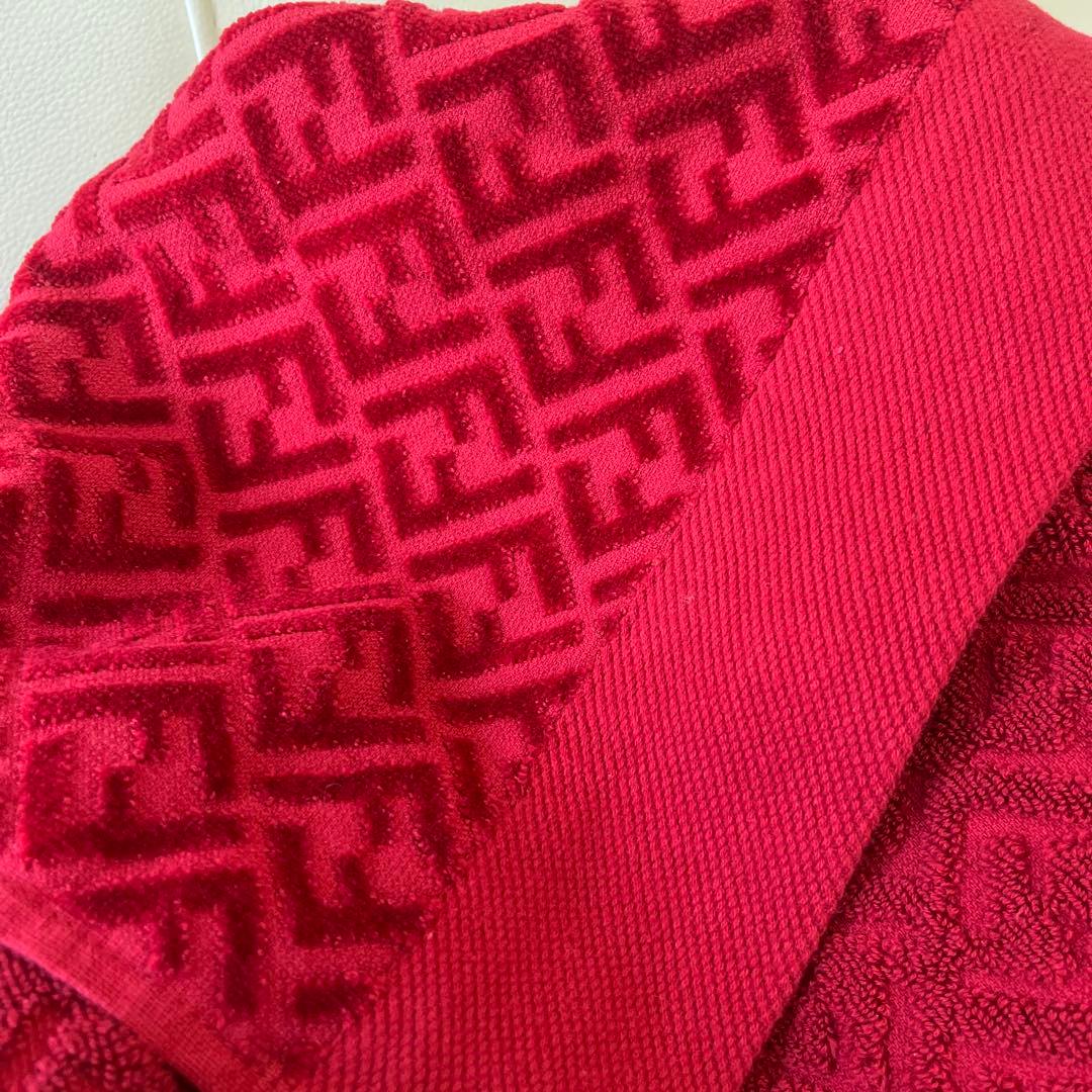 超お買い得FENDI FFロゴビーチタオルブランケットFX002-A6PA-TU