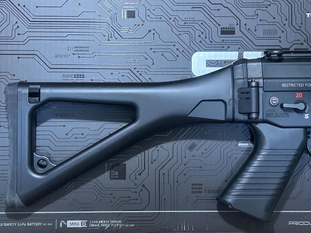 東京マルイ SG 553 プラス　電動ガン　【新品純正バッテリー付き】