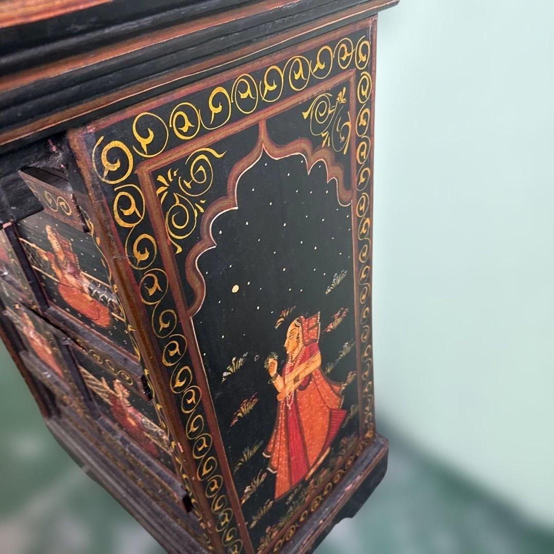 ★インド 手描き装飾の木製タンス キャビネット 家具 アンティーク 格安