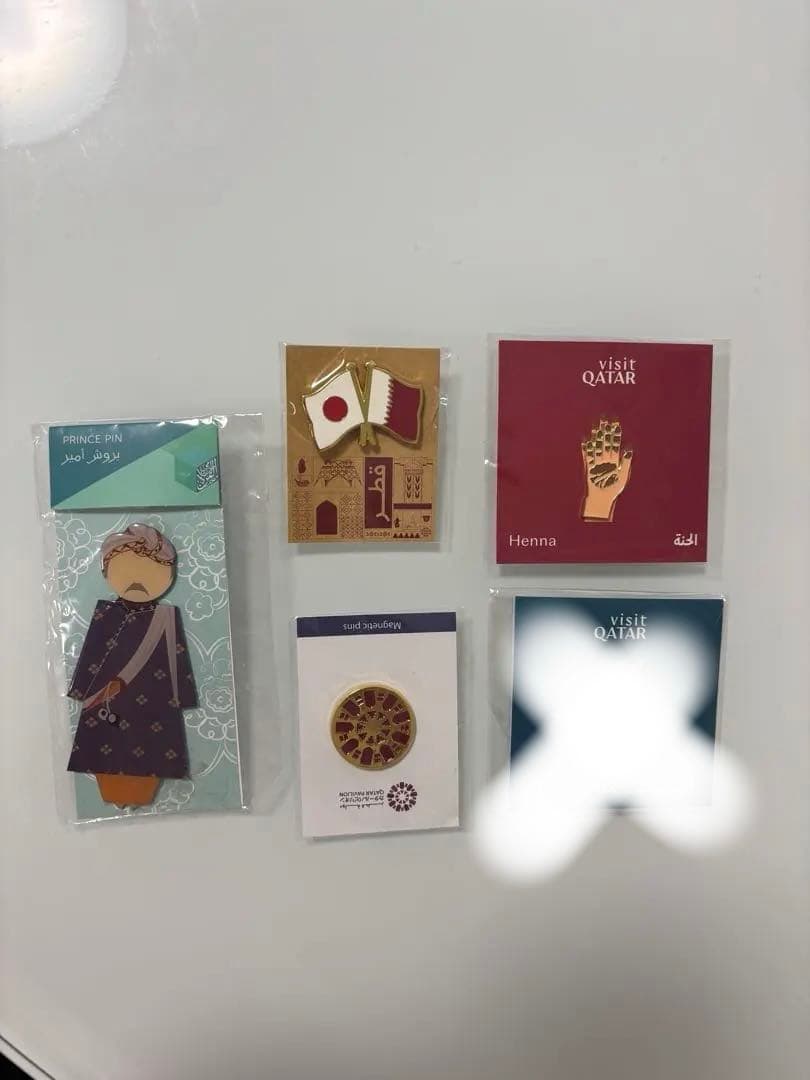 【万博 / 非売品・完売品】カタール館　ピンバッジ ４個セット