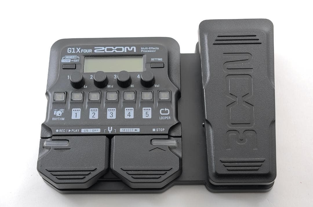 箱付き美品 動作確認済み ZOOM G1X FOUR