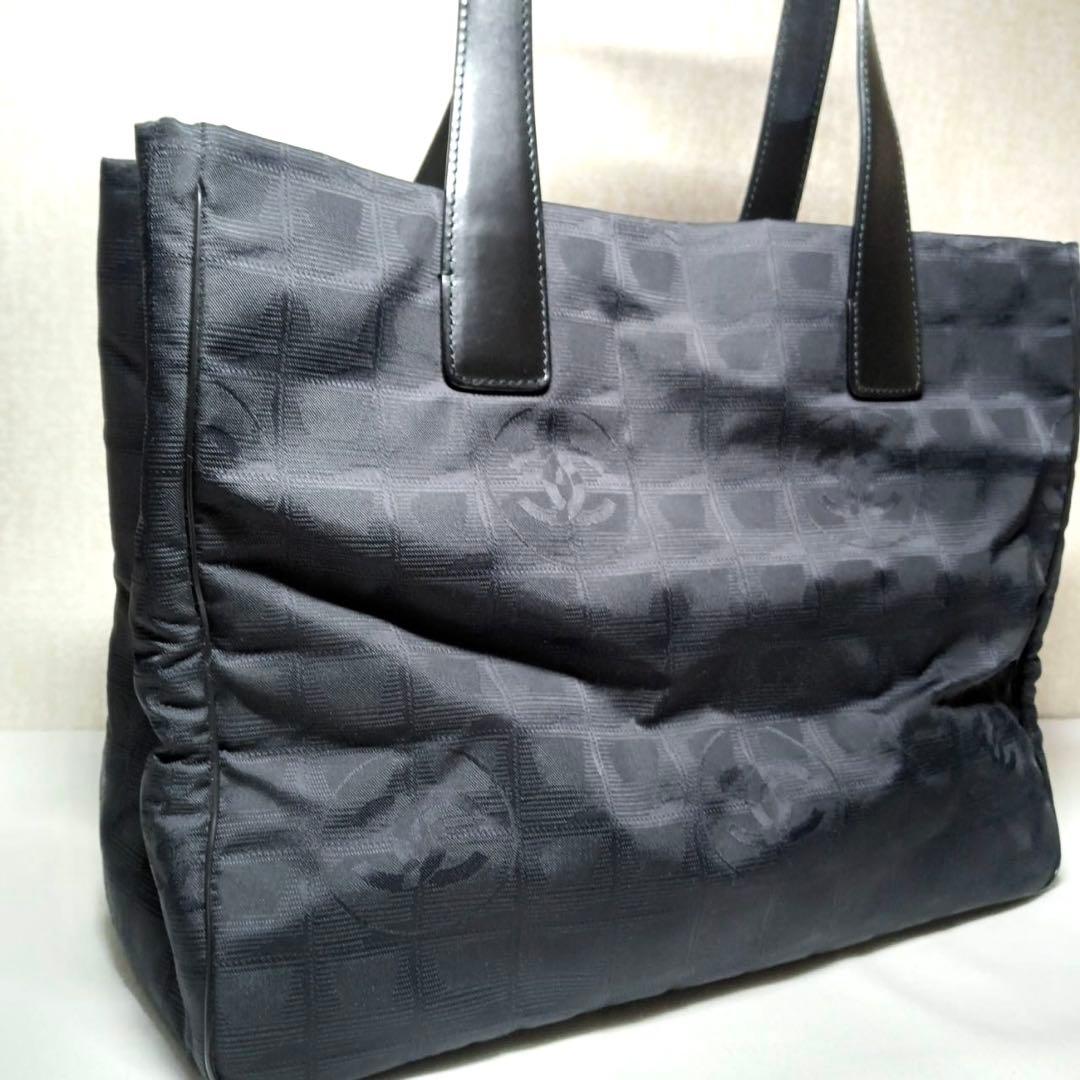 超美品　CHANEL シャネル　ニュートラベルライン　トートバッグ　MM 保存袋