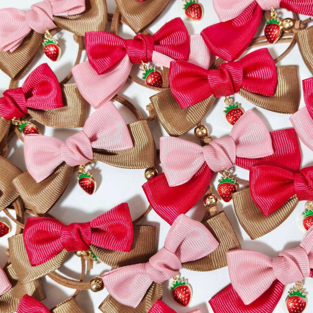 業務用　トリミングチョーカー　バレンタインリボン　苺　いちご　背景布　セット