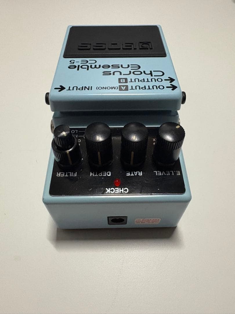 BOSS CE-5 Chorus Ensemble ピンクラベル（アナログ回路）