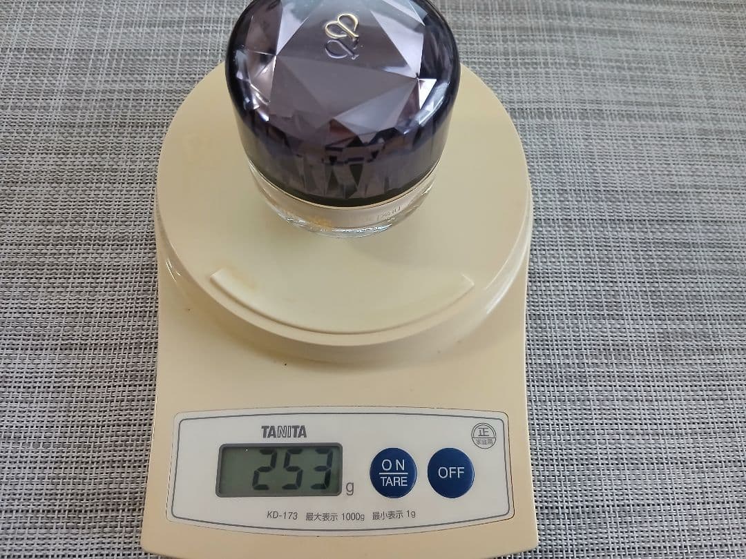 クレ・ド・ポーボーテ　ル·フォンデゥタンn オークル10 　30g