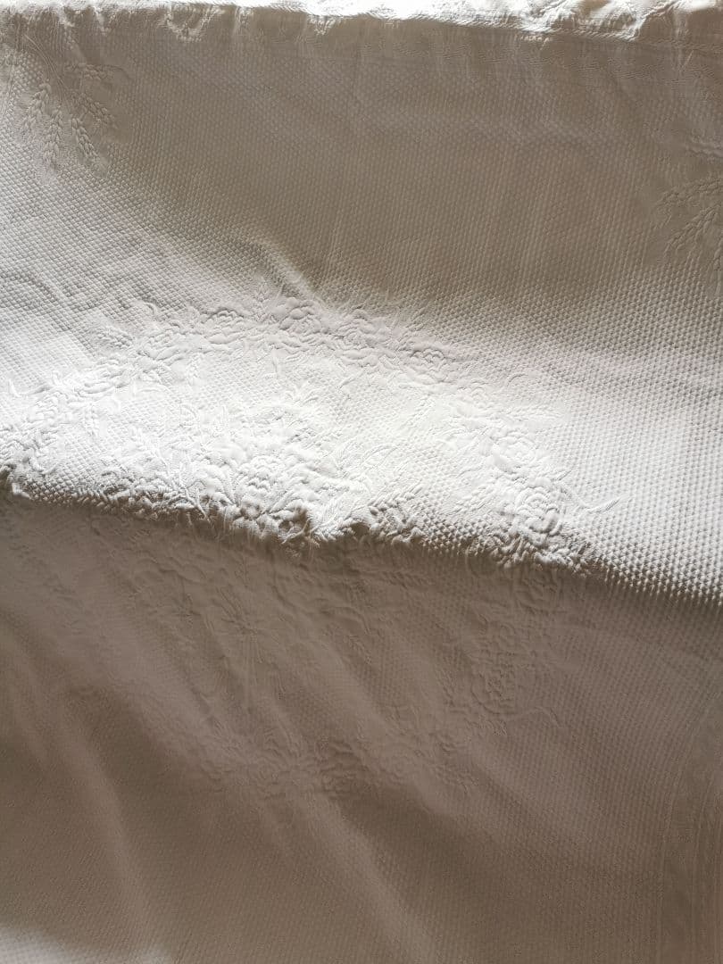 アンティークピケドプロヴァンス 超大判スカラップキルト薔薇＆麦＆花器トラプント風