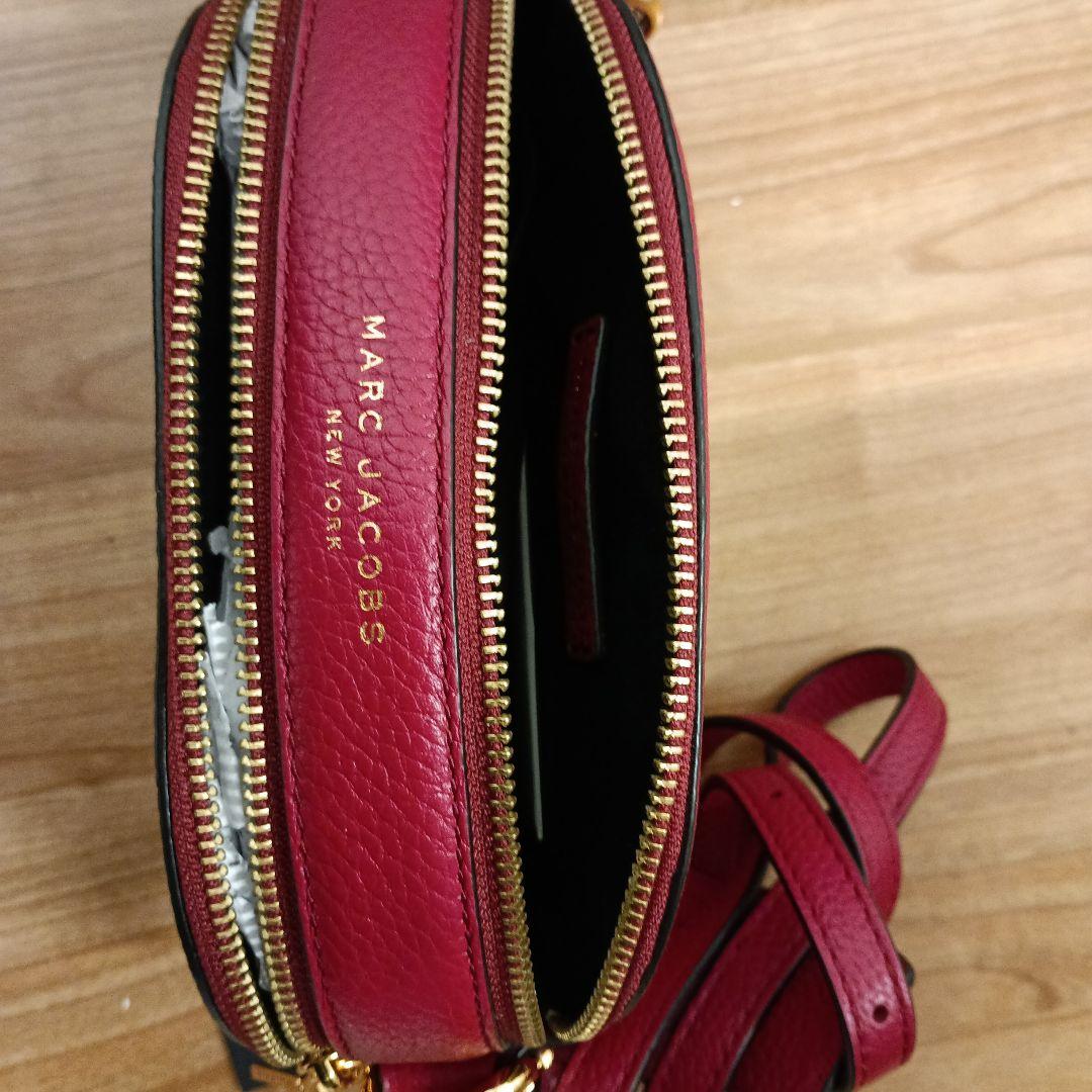 新品 未使用品 ダク付き MARC JACOBS レッドショルダーバッグ